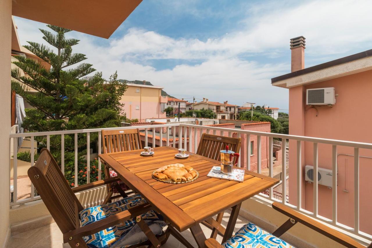 Apartamento Uncle Leonard'S House Cala Gonone Exterior foto